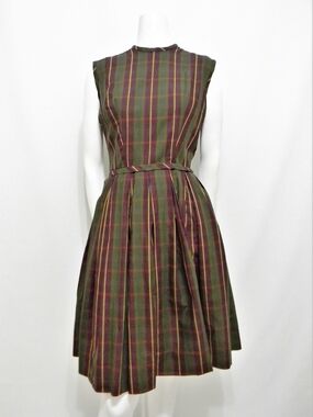 Vintage 50's/60's Sleeveless Green and Burgundy Plaid Dress W Crinoline lining